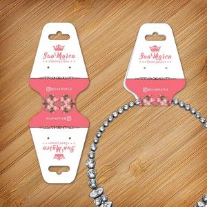 Cartela para Bijuteria para Colar   13x4,8cm 4x0 (frente colorido, verso branco) Couchê 250g UV Total Frente 2 Furos de 5mm + 4 Furos de 1mm + Vinco Corte Reto   