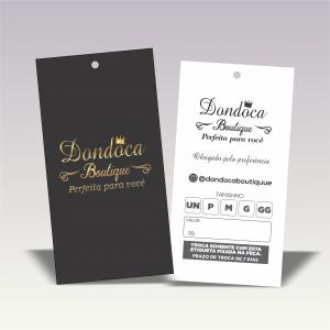 Tag Etiqueta 9x5cm   8,8x4,8cm 4x0 (Frente Colorida e verso branco) Couchê 250g Verniz UV Total Frente Corte Reto   